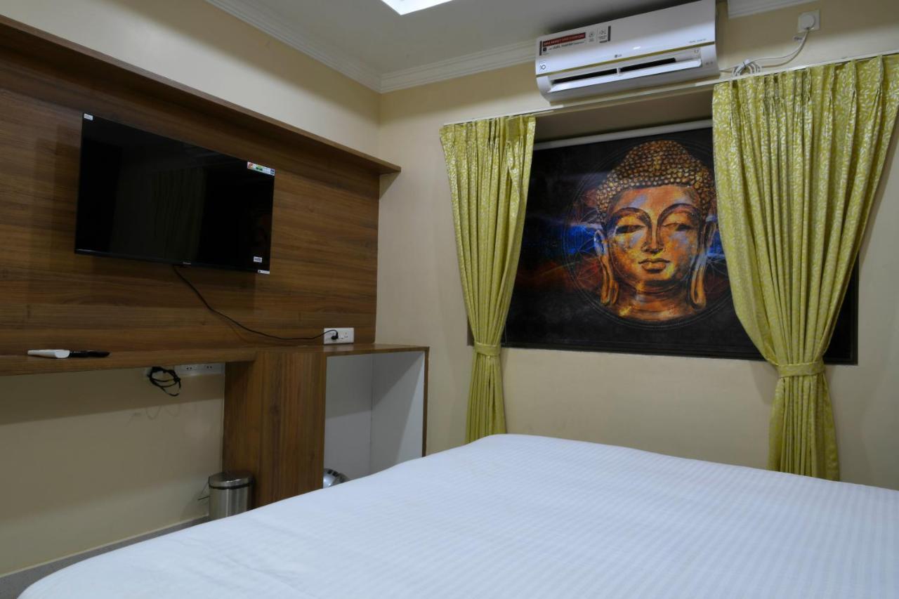 Hotel Airavat à Bhubaneswar Extérieur photo