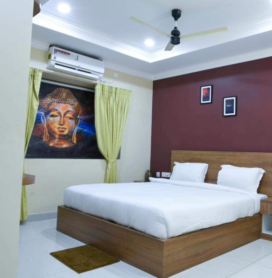Hotel Airavat à Bhubaneswar Extérieur photo