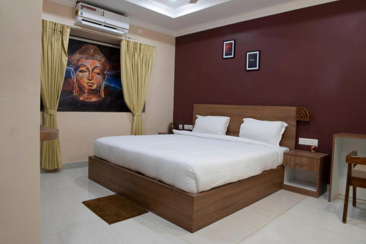 Hotel Airavat à Bhubaneswar Extérieur photo