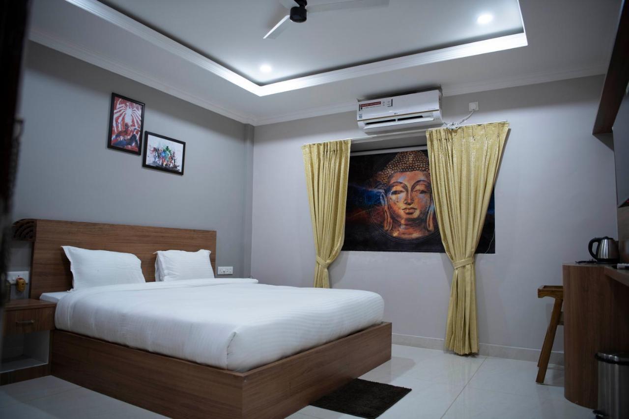 Hotel Airavat à Bhubaneswar Extérieur photo