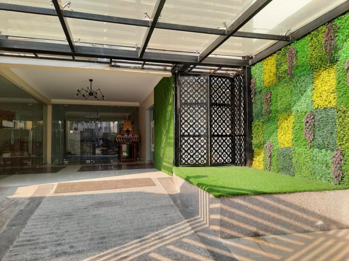 Hotel Airavat à Bhubaneswar Extérieur photo